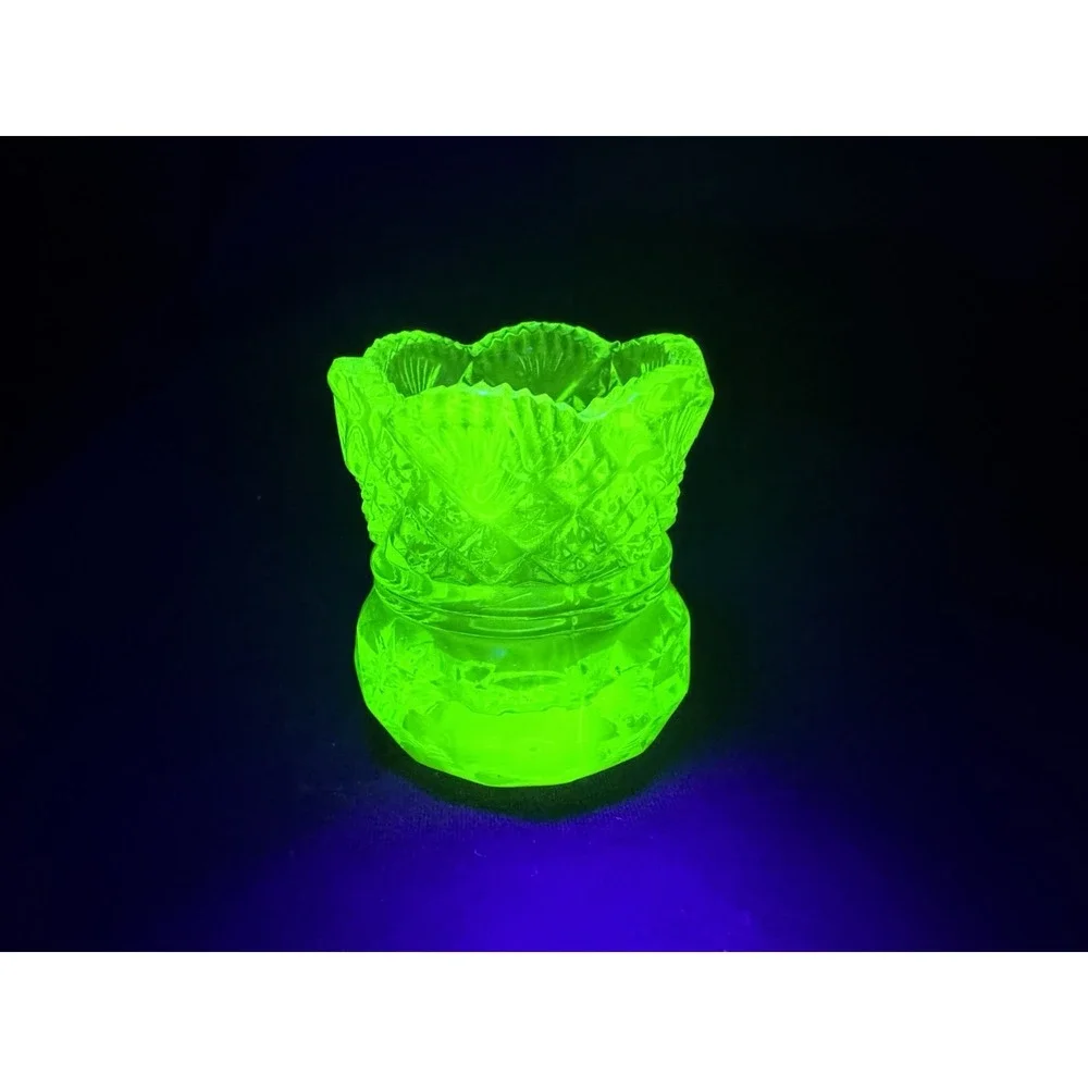 Antique Westmoreland Uranium Glass Green Toothpick Holder EAPG Fan And File #60